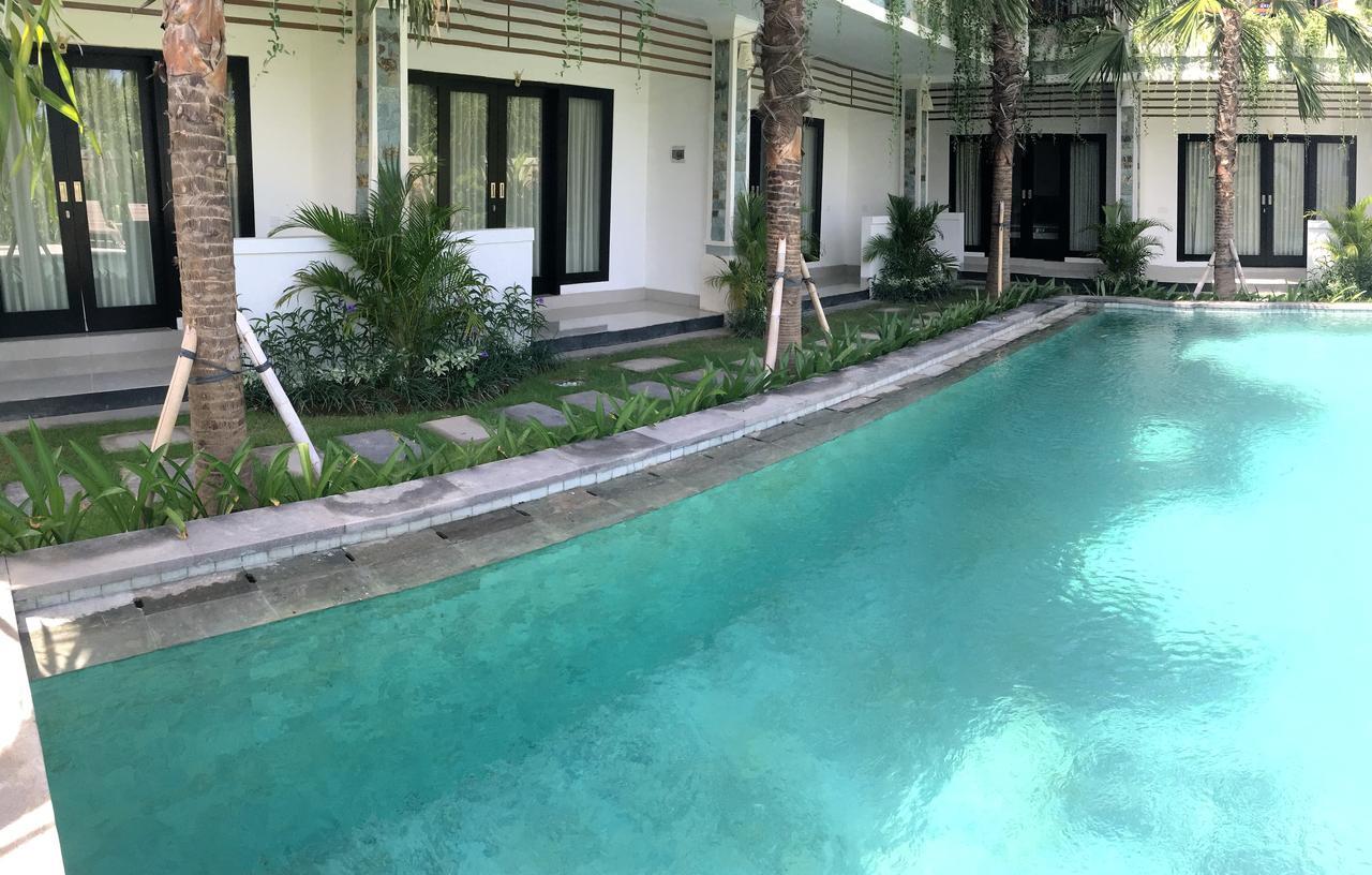 Indah Homestay เซมินยัค ภายนอก รูปภาพ