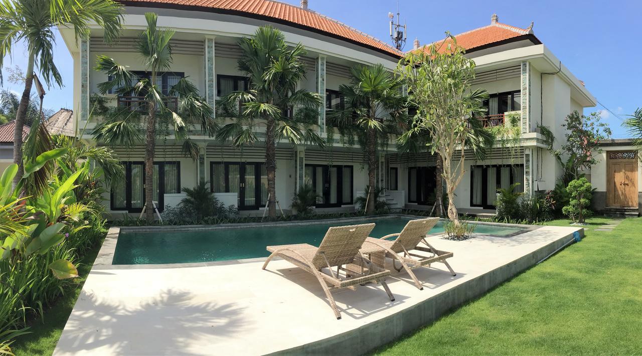 Indah Homestay เซมินยัค ภายนอก รูปภาพ