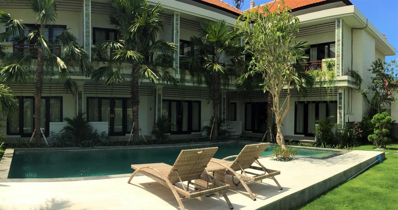 Indah Homestay เซมินยัค ภายนอก รูปภาพ