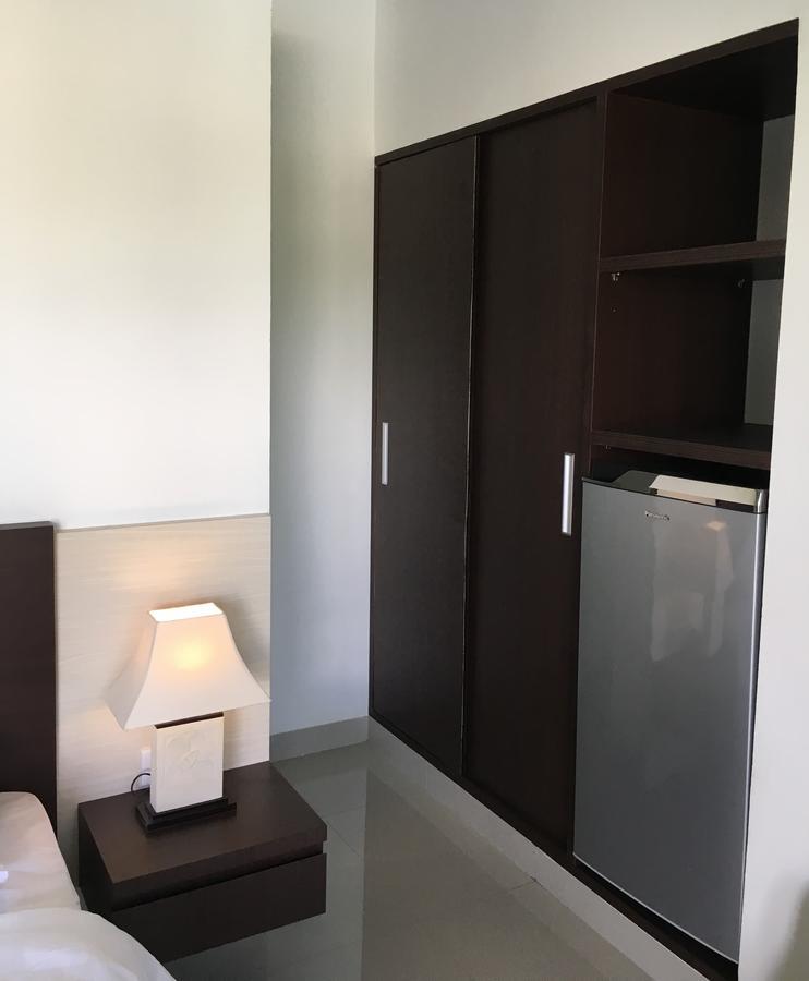 Indah Homestay เซมินยัค ภายนอก รูปภาพ
