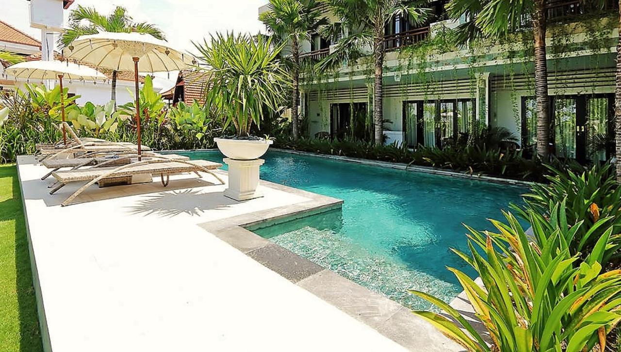 Indah Homestay เซมินยัค ภายนอก รูปภาพ