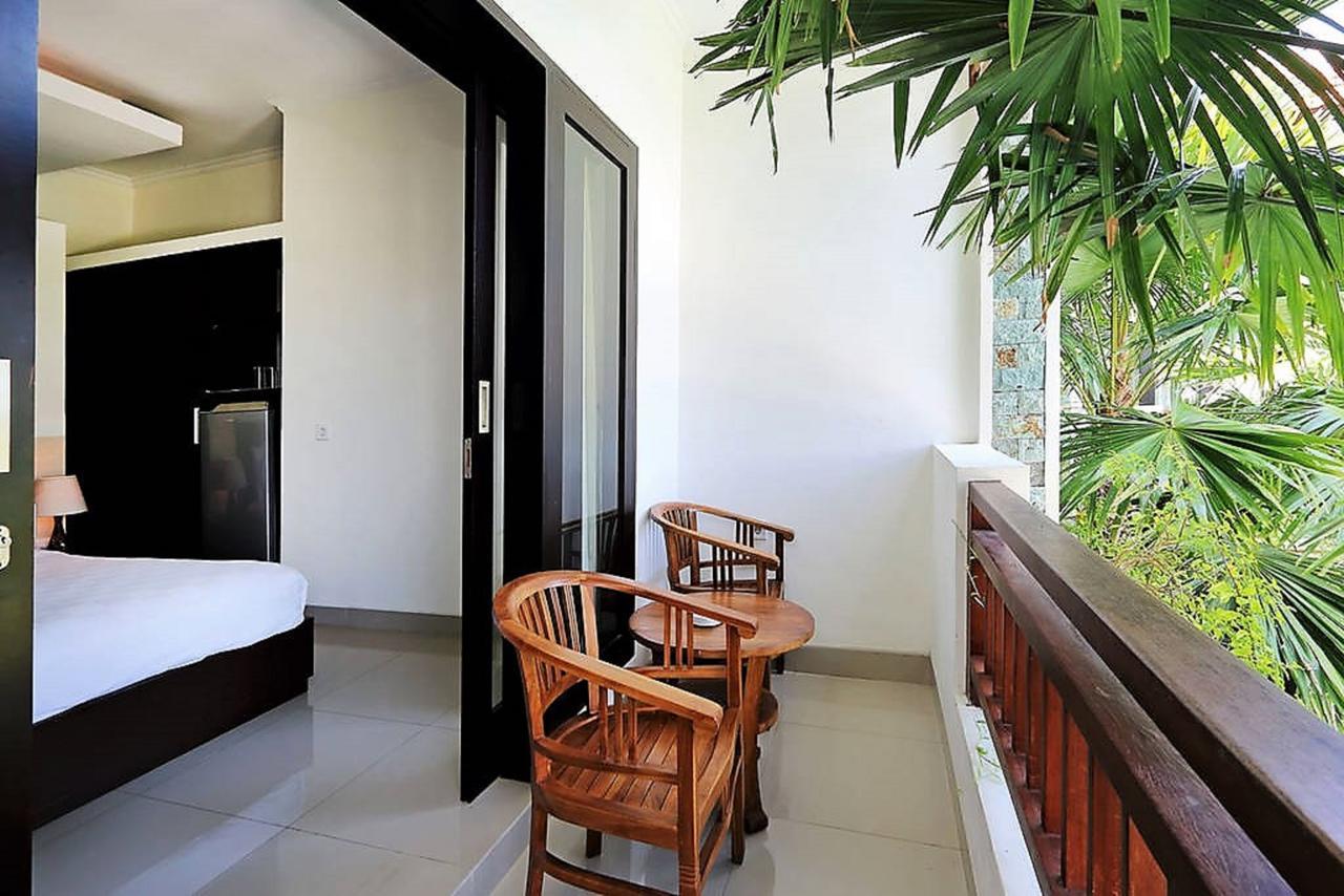 Indah Homestay เซมินยัค ภายนอก รูปภาพ
