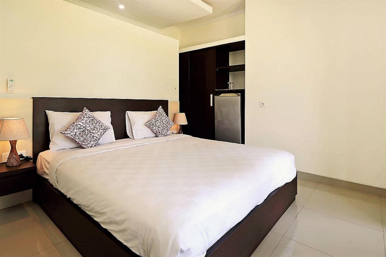 Indah Homestay เซมินยัค ภายนอก รูปภาพ